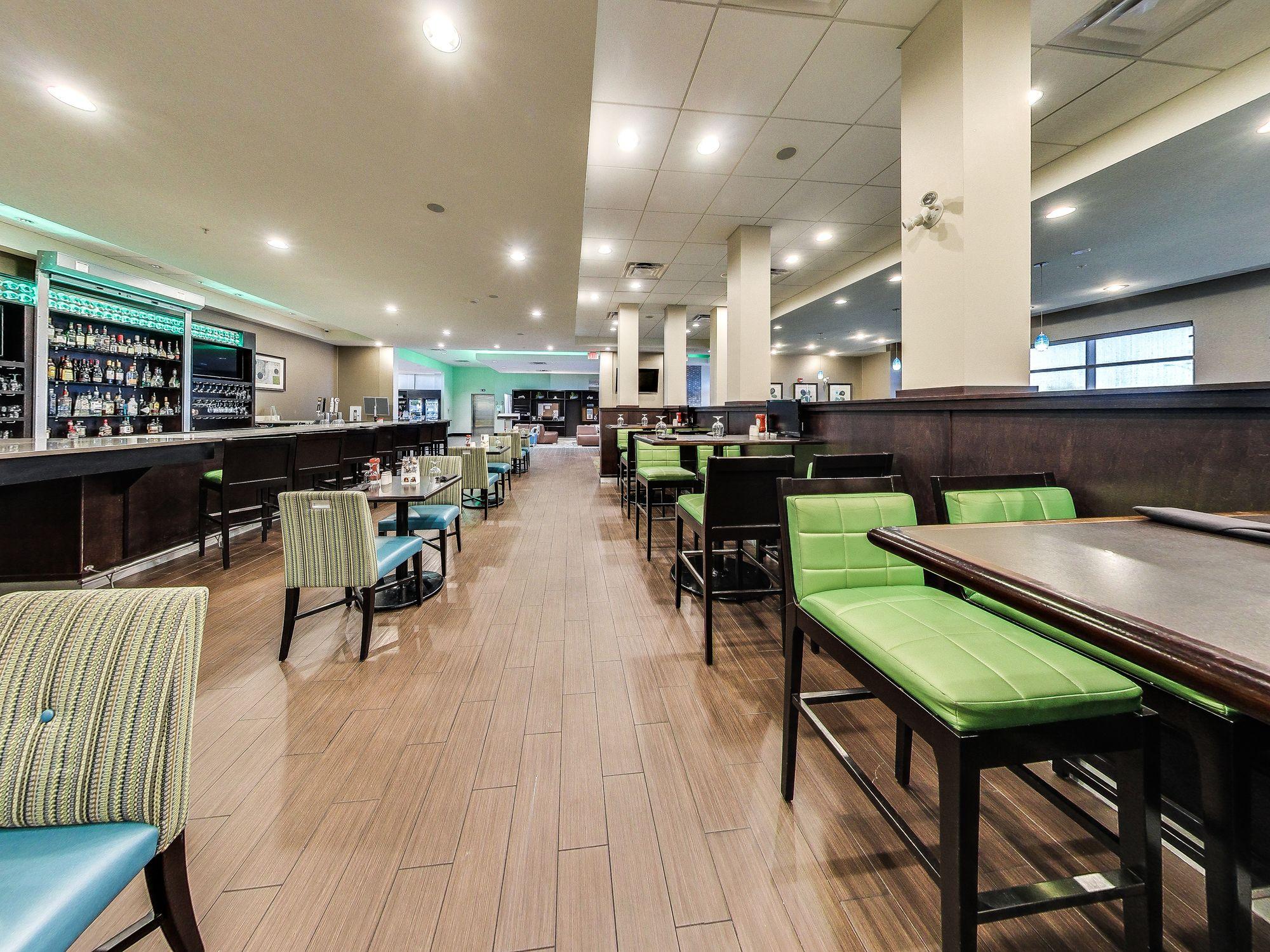 Holiday Inn Hotel & Suites Edmonton Airport Conference Centre By Ihg Nisku Eksteriør bilde