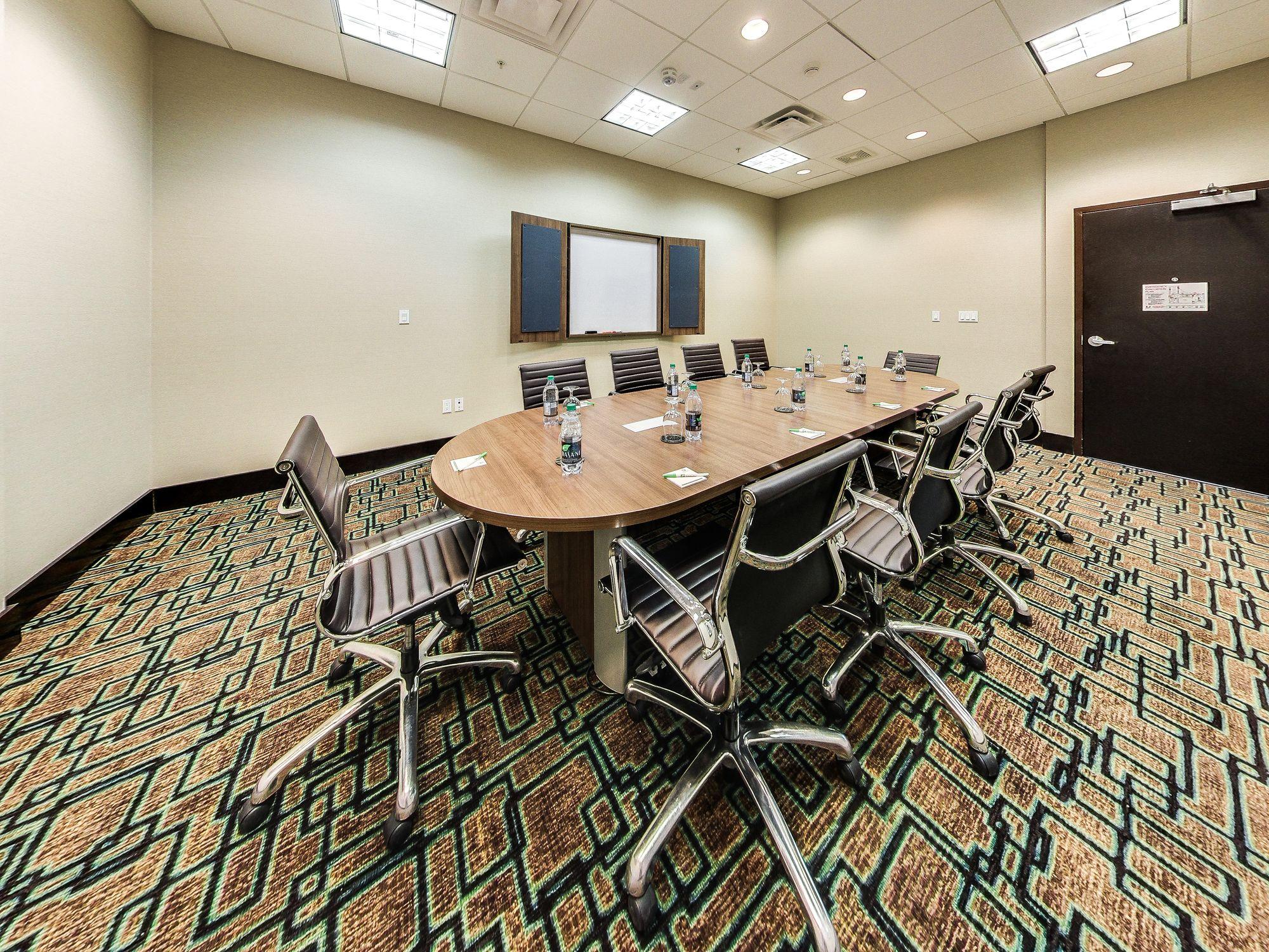 Holiday Inn Hotel & Suites Edmonton Airport Conference Centre By Ihg Nisku Eksteriør bilde