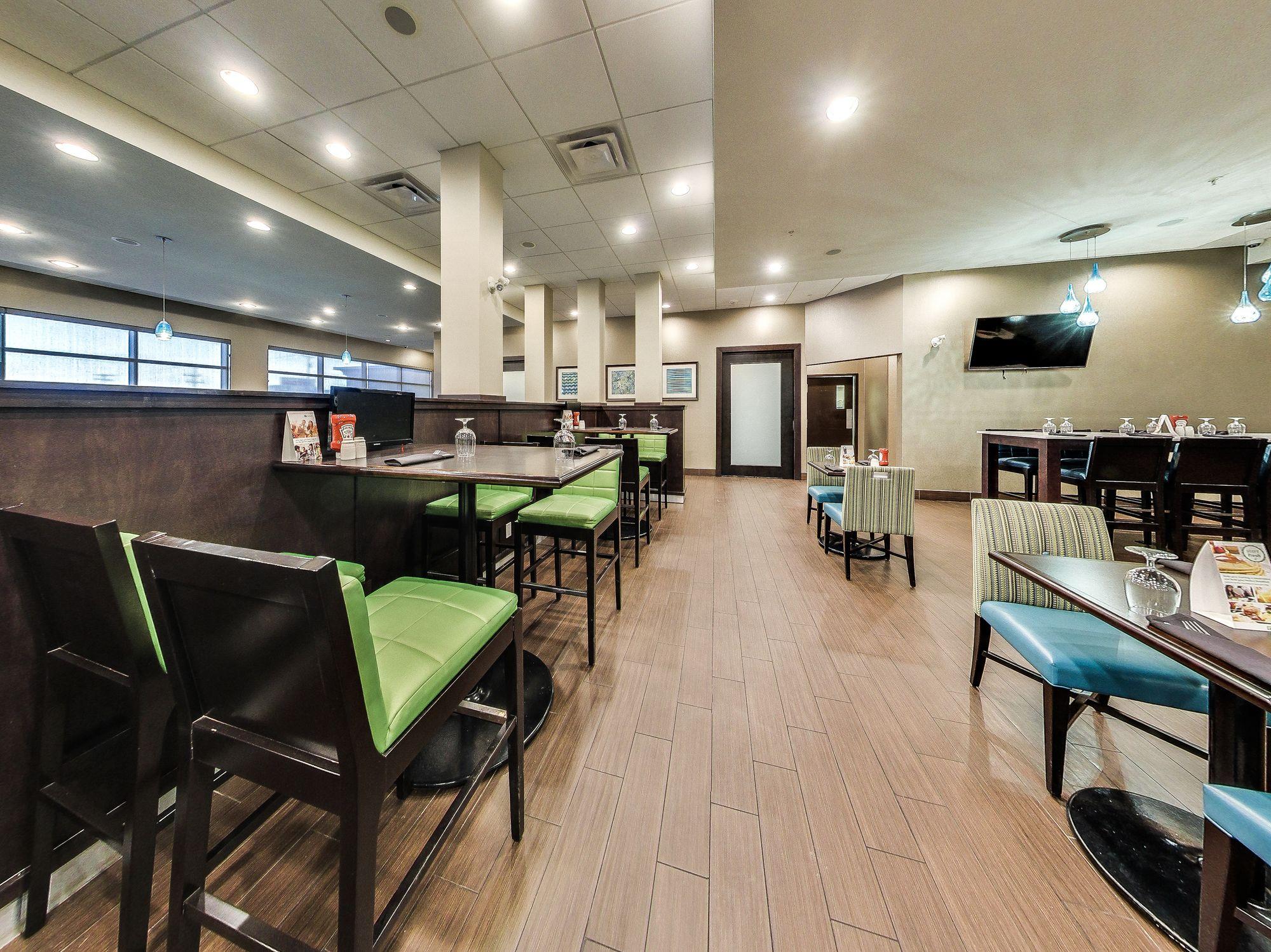Holiday Inn Hotel & Suites Edmonton Airport Conference Centre By Ihg Nisku Eksteriør bilde