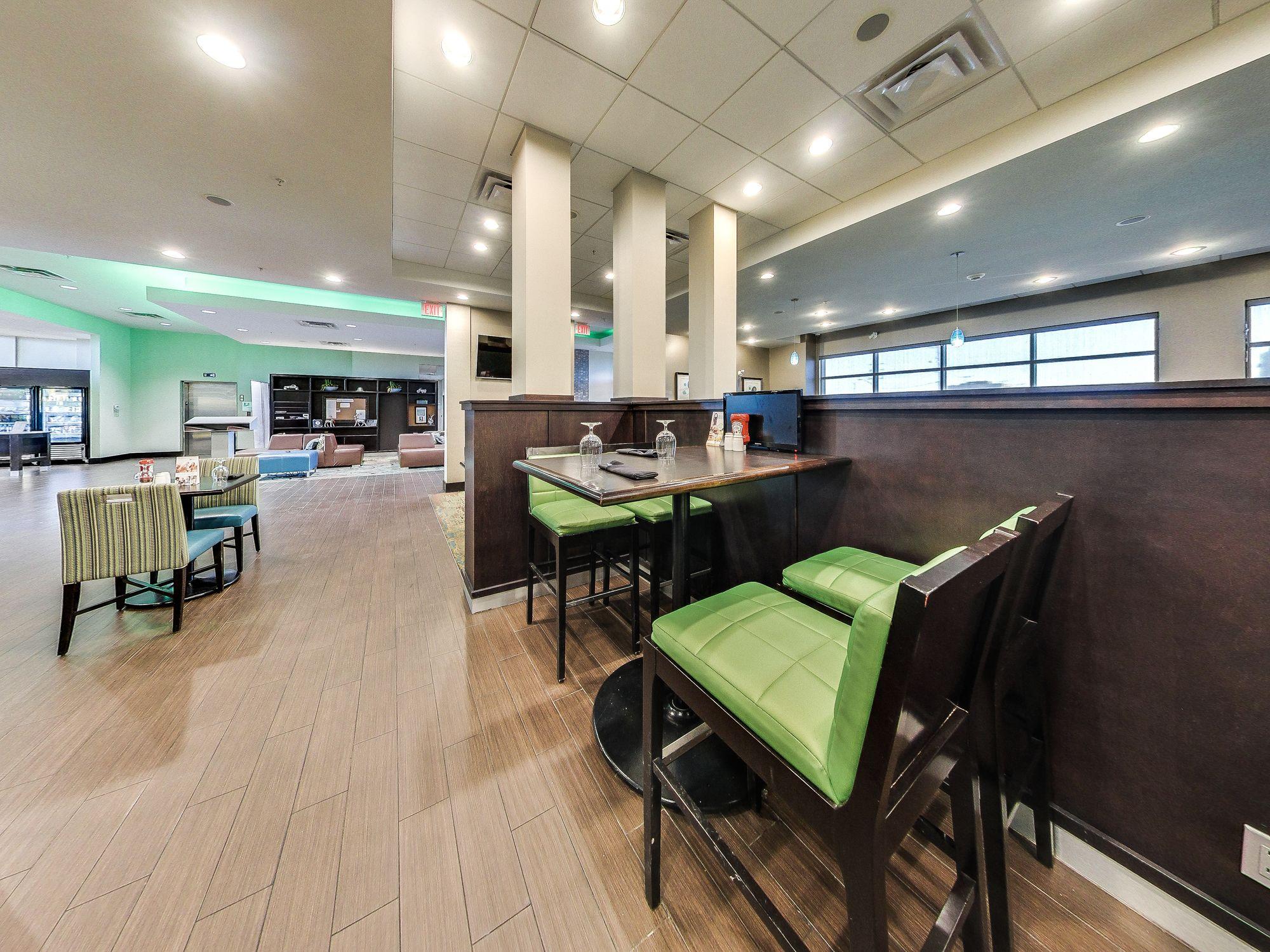 Holiday Inn Hotel & Suites Edmonton Airport Conference Centre By Ihg Nisku Eksteriør bilde